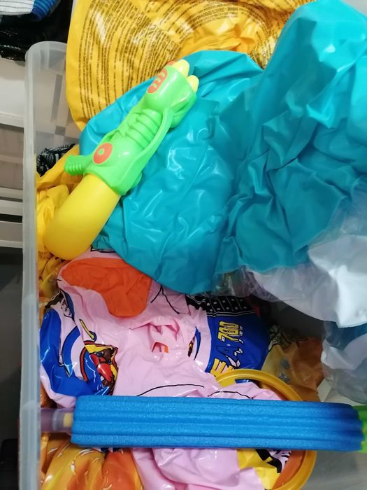 Bóias E insufláveis praia