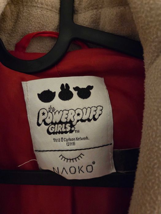 Płaszcz Naoko w atomówki