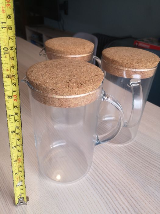 3 Canecas IKEA  1.5 litros Vendo metade do preço