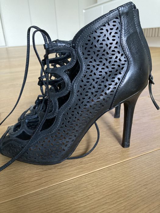 Sandaly na obcadie Sinple, rozm. 37