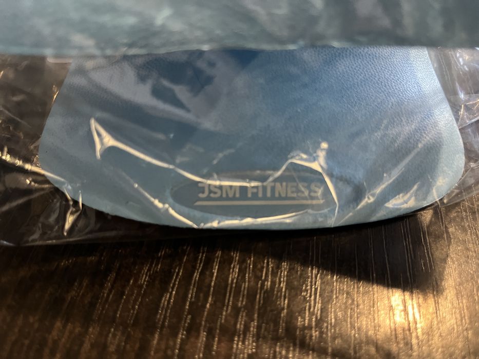 Przyrząd do rozciągania mięśni karku