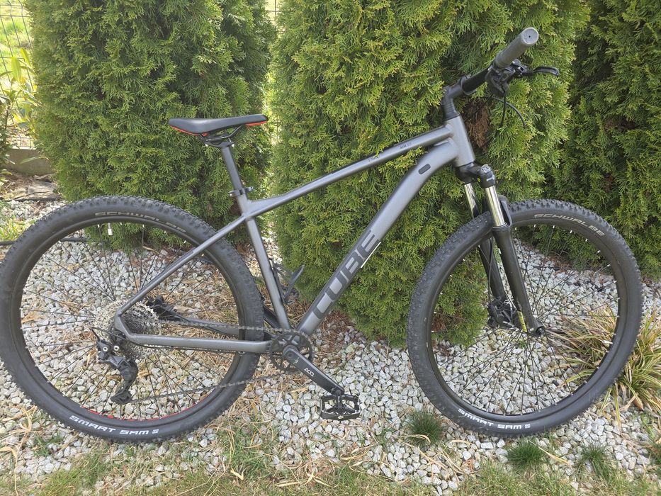 Sprzedam rower firmy CUBE AIM EX – ciemny grafit