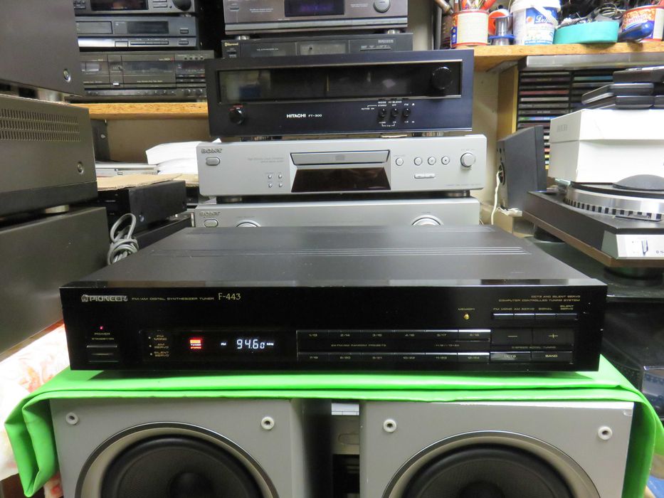 Tuner Pioneer F-443