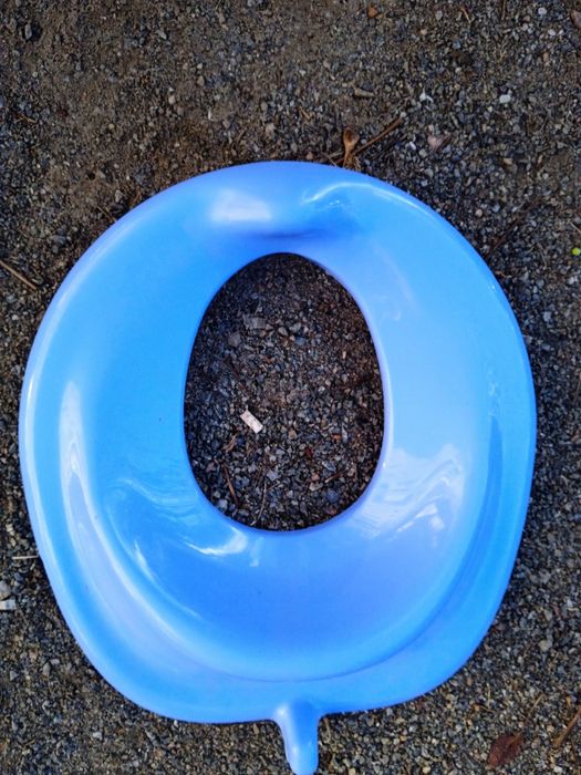 Горшок для ребенка. Крышка на унитаз