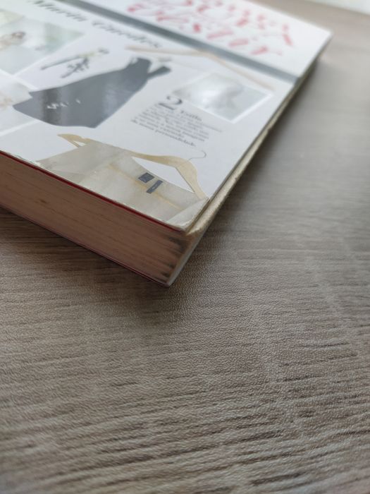 Livro Tanta roupa e nada para vestir