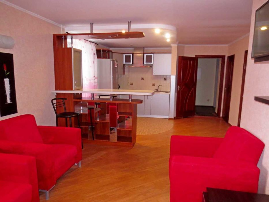 Комфортні апартаменти в центрі, бульвар Шевченка