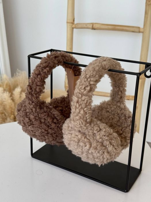 Навушники Лама          .