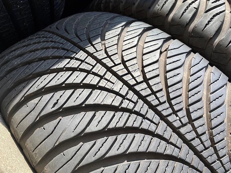 255/55/19 Goodyear Vector gen2_7,5mm_2szt_(381)