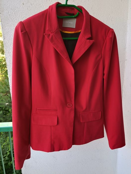 Malinowa marynarka Orsay 40