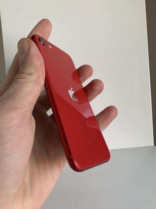 iPhone SE 2020 64gb Red