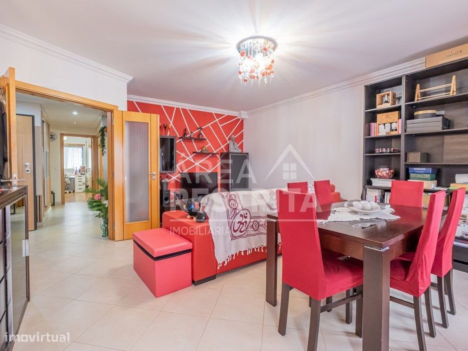Apartamento T2 na Urbanização Vila Rosa - Alhos Vedros