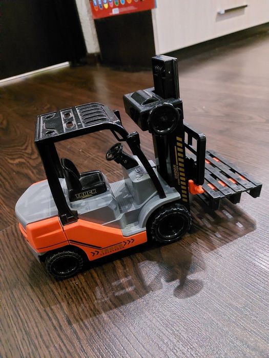 Дитячий погрузчик