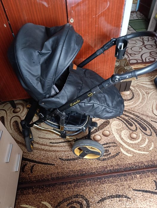 Продам дитячу коляска 3/1