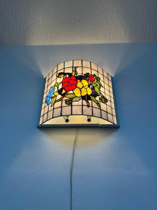 Настінна лампа світильник бра в стилі Тіффані вітраж 7538