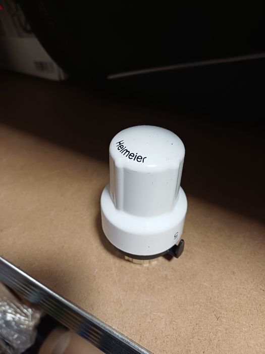 Głowice termostatyczne Heimeier - 3 sztuki