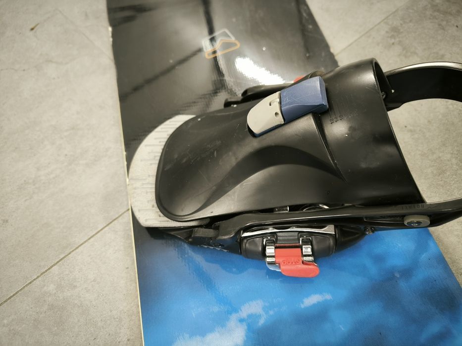 Deska snowboardowa Nidecker 153cm