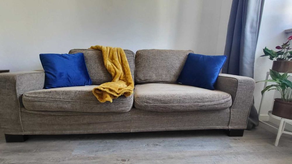 Sofá 3 Lugares Grande (200cm) – Confortável e Prático | Oportunidade