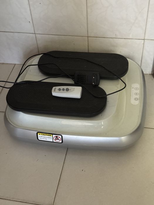Exercitador Elétrico de Pernas MOBICLINIC Legfit Caminhada Sentada Dispositivo de Circulação Sanguínea Com Controlo Remoto Velocidade Ajustável