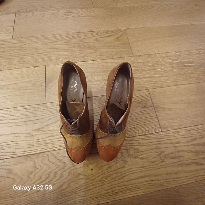 Buty damskie obcas
