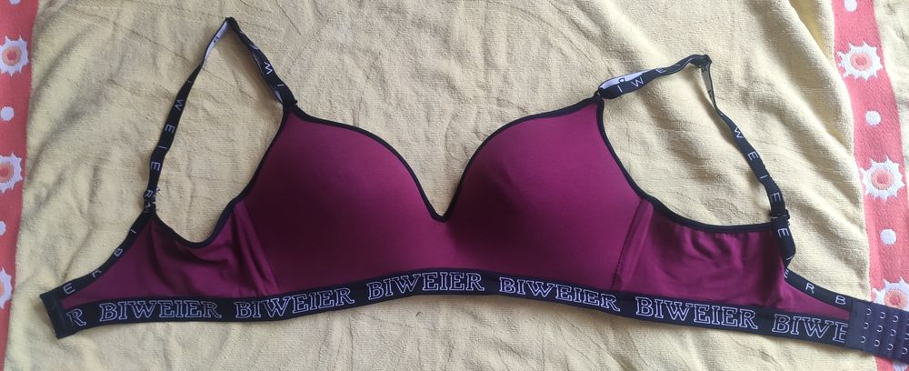 Бюстгальтер спортивний