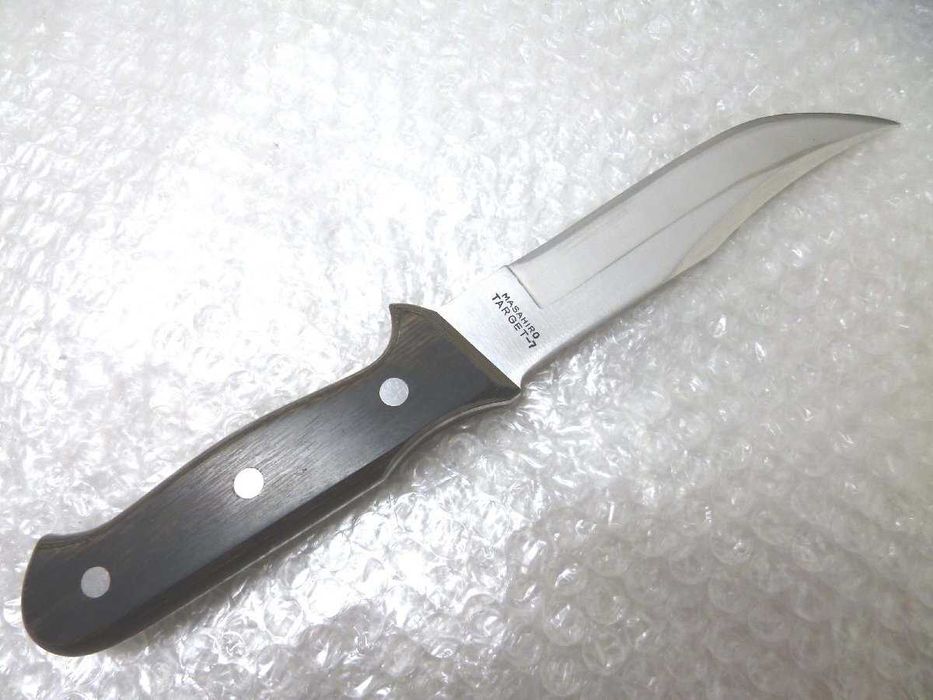 Японский нож Masahiro TARGET-7 с кожаным чехлом