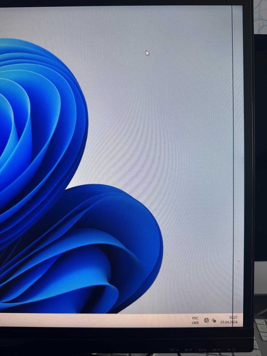 Настліьний комп'ютер I3 3.3GHz, ОЗУ 12, SSD 480, відео 1Gb + монітор