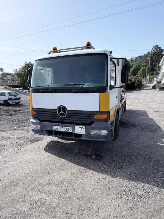 Mercedes Atego Porta 3