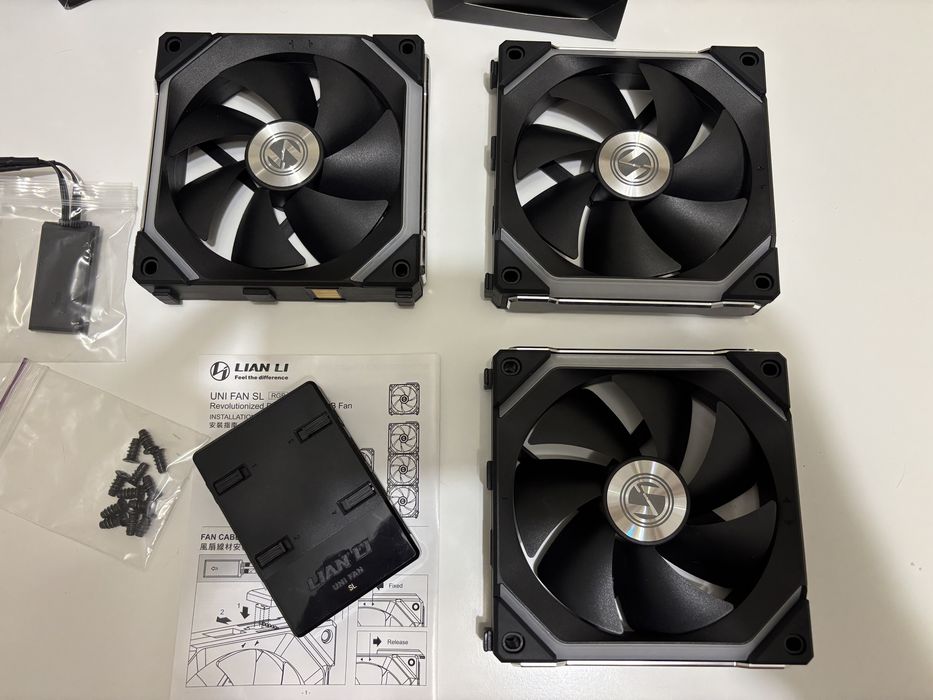 Lian Li UNI FAN SL120