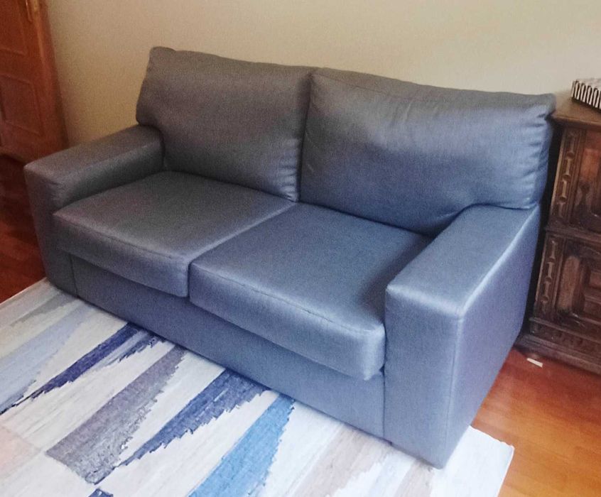 Sofá 2 Lugares Azul | Excelente Estado | 180€