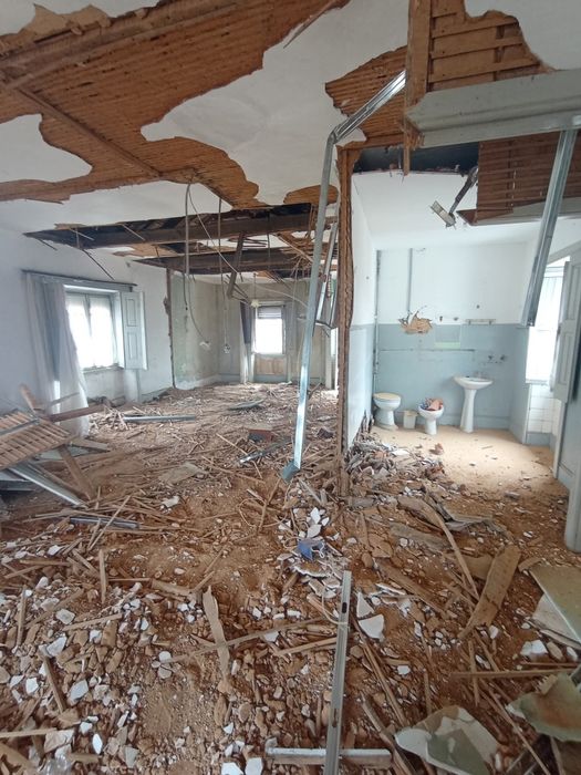 Entulho e demolições