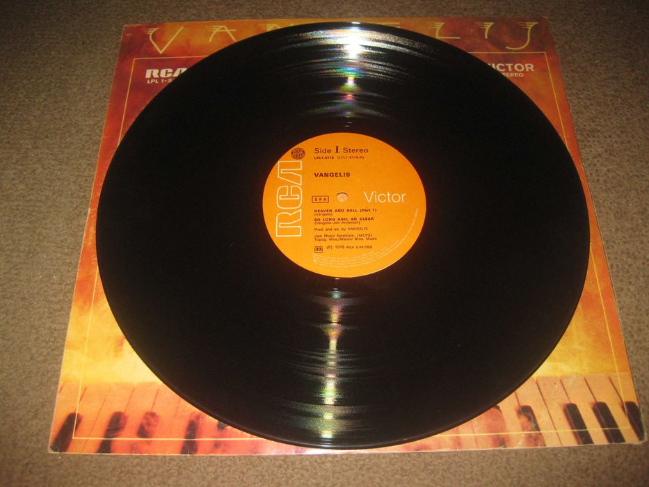 Vinil LP 33 rpm do Vangelis "Heaven And Hell"