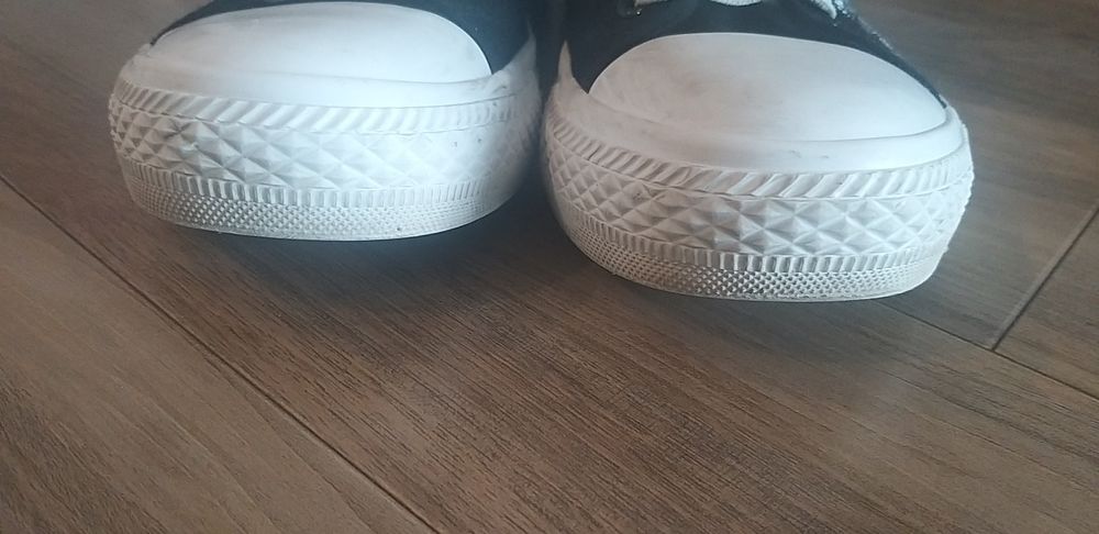 Trampki biało czarne rozm 37