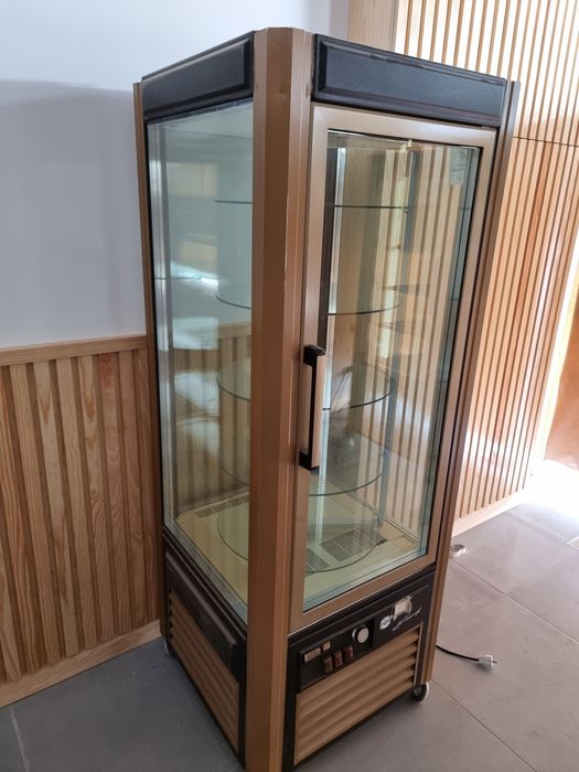 Scaiola refrigerada