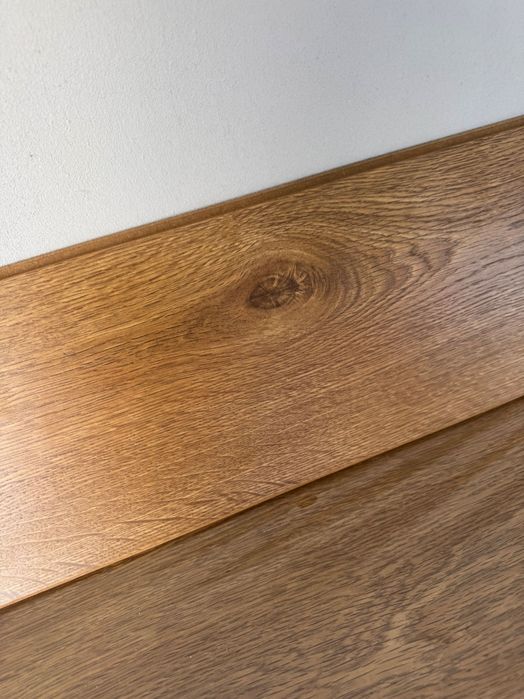 Продам вологостійкий ламінат