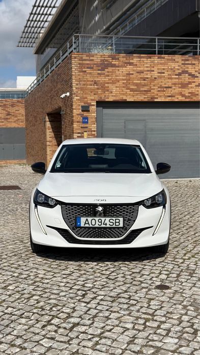 Peugeot e-208 50 kWh