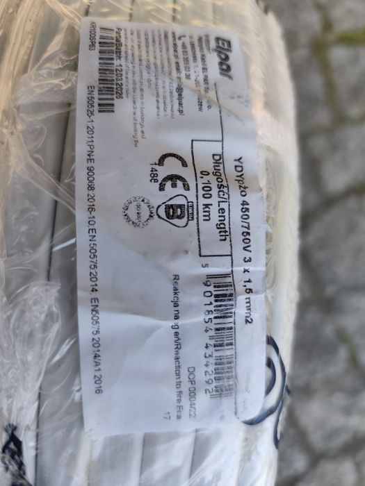 Nowy kabel biały płaski 100 metrów 3 na 1.5