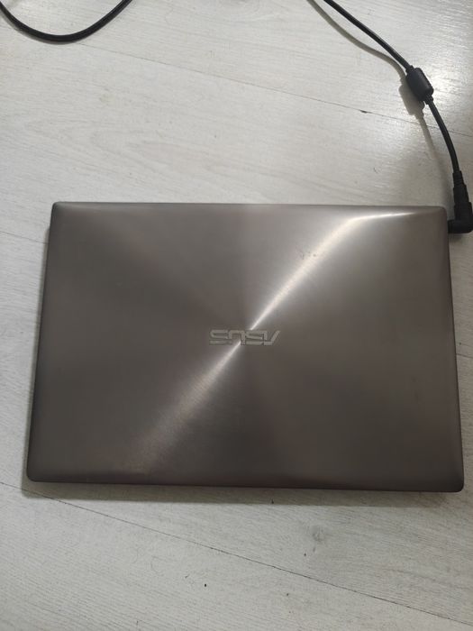 Asus UX303U без зарядного