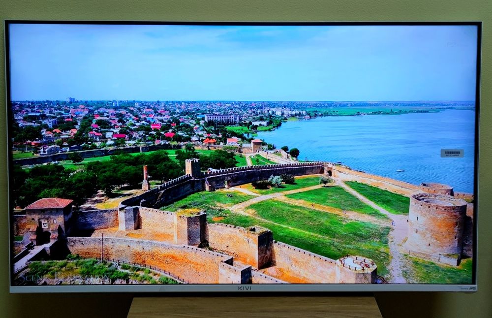 Продам телевизор Kivi 43"