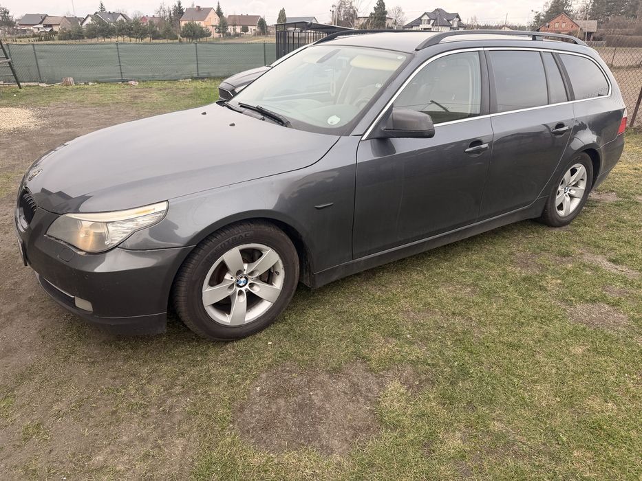BMW Serii 5 520d (E61)