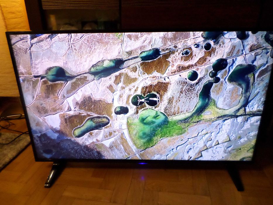 Telewizor SHARP 43 cale