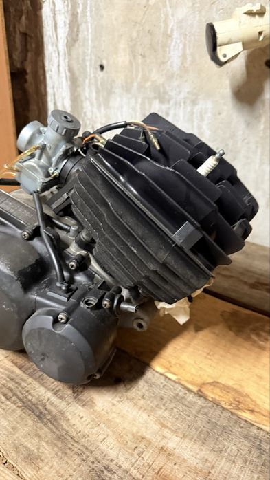 Motor Yamaha DT 125 AC