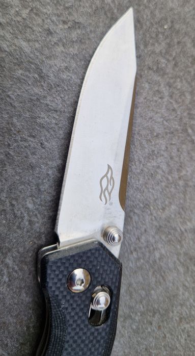Nóż GANZO Firebird FB765 – Stal 440C – G-Lock – Carbon Fiber Look