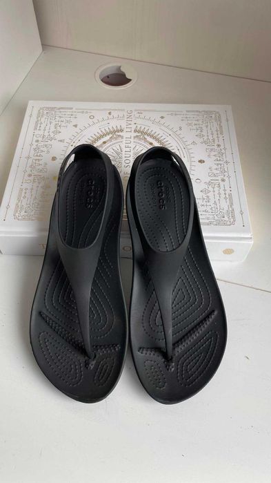 czarne japonki crocs serena flip W10 (41/42) stan idealny