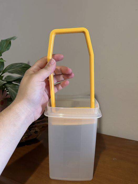 Pick a Deli Tupperware