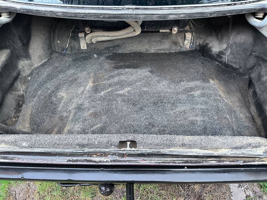 Audi 100 c3 2.3 e терміново