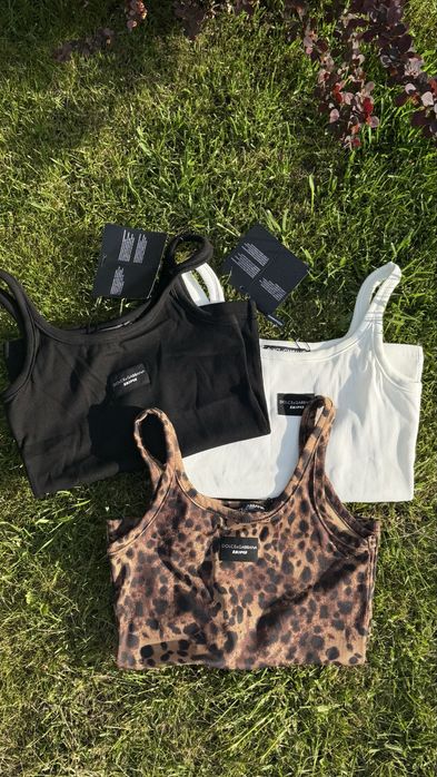 Майка від Dolce&Gabbana Skims