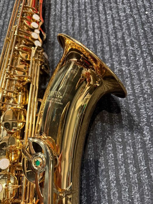 Saksofon tenorowy Jupiter STS-787