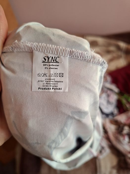 Sukienka nowa dopasowana