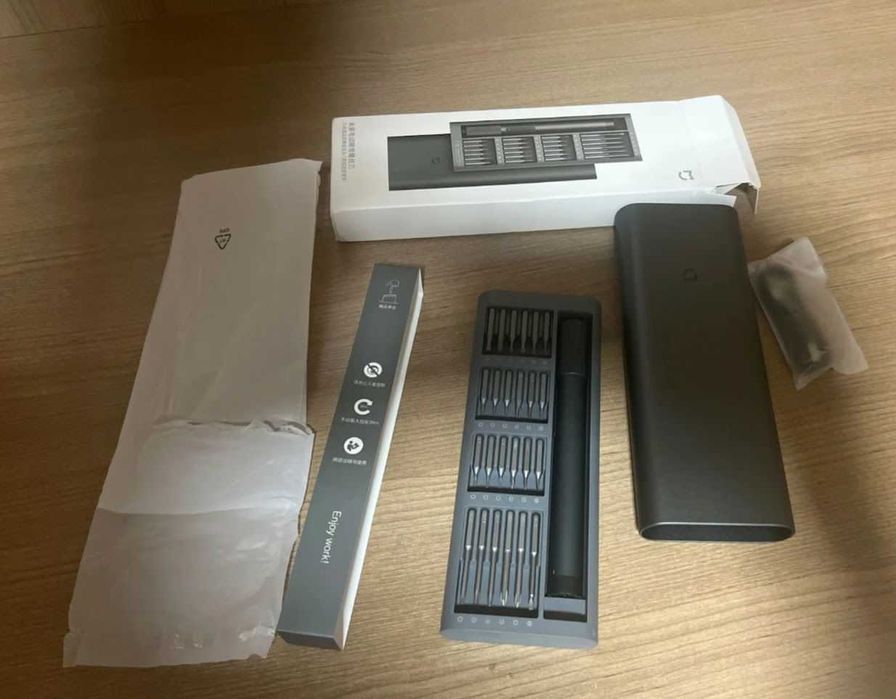 Елекровикрутка, набір 24 біти Xiaomi, Портативна, аккумуляторна.