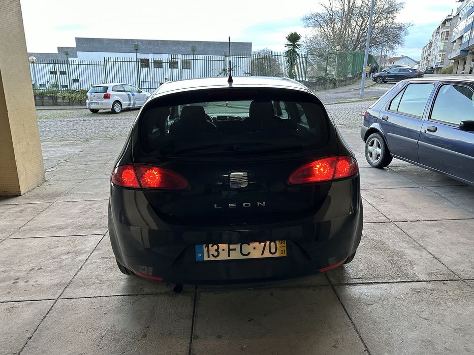 Seat Leon 1P 1.9 TDI SPORT UP - 105cv – 5 Portas – Nacional – 2008 — photo 2